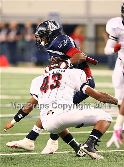 Thumbnail 3 in Allen vs. Trinity (5A Division 1 Region 1 Area Playoffs) photogallery.