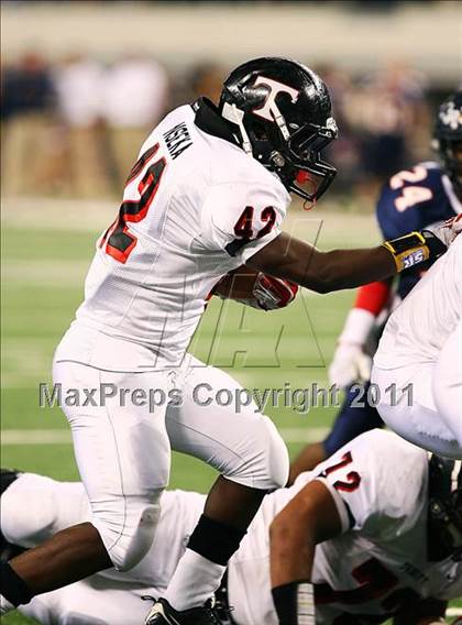 Thumbnail 3 in Allen vs. Trinity (5A Division 1 Region 1 Area Playoffs) photogallery.
