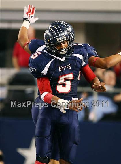 Thumbnail 2 in Allen vs. Trinity (5A Division 1 Region 1 Area Playoffs) photogallery.