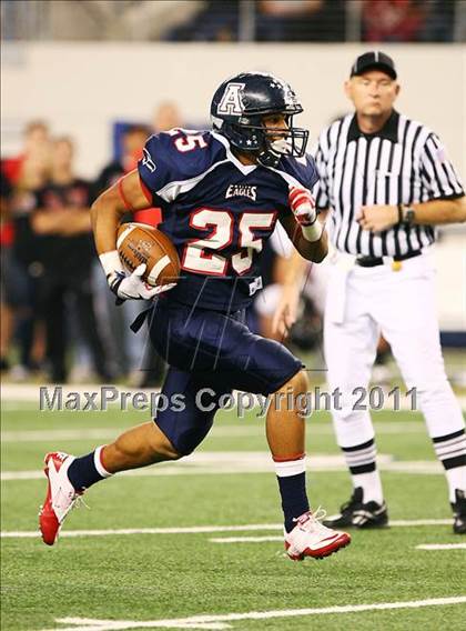 Thumbnail 3 in Allen vs. Trinity (5A Division 1 Region 1 Area Playoffs) photogallery.