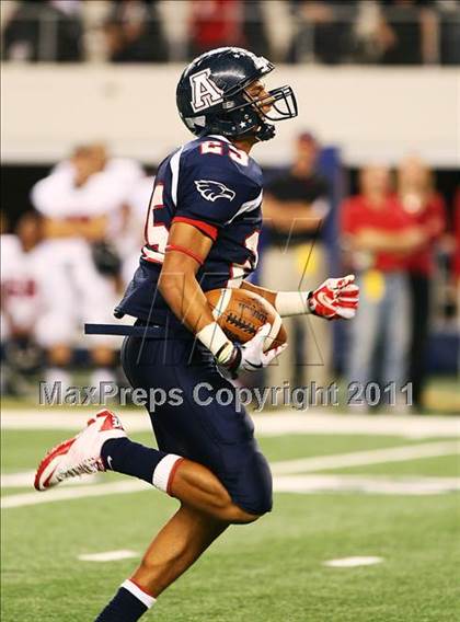 Thumbnail 1 in Allen vs. Trinity (5A Division 1 Region 1 Area Playoffs) photogallery.