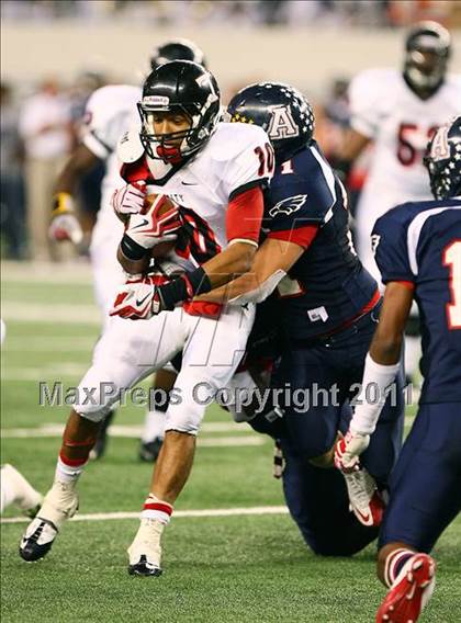 Thumbnail 3 in Allen vs. Trinity (5A Division 1 Region 1 Area Playoffs) photogallery.