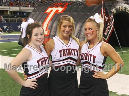 Thumbnail 3 in Allen vs. Trinity (5A Division 1 Region 1 Area Playoffs) photogallery.