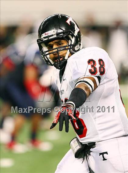 Thumbnail 2 in Allen vs. Trinity (5A Division 1 Region 1 Area Playoffs) photogallery.