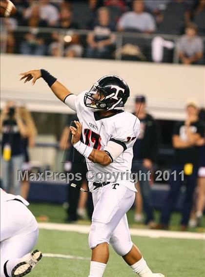 Thumbnail 1 in Allen vs. Trinity (5A Division 1 Region 1 Area Playoffs) photogallery.