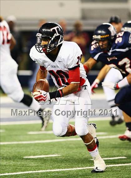 Thumbnail 1 in Allen vs. Trinity (5A Division 1 Region 1 Area Playoffs) photogallery.
