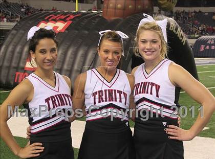 Thumbnail 1 in Allen vs. Trinity (5A Division 1 Region 1 Area Playoffs) photogallery.