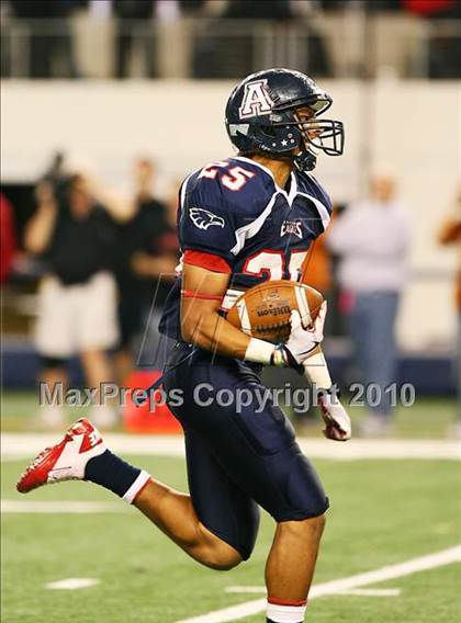 Thumbnail 3 in Allen vs. Trinity (5A Division 1 Region 1 Area Playoffs) photogallery.
