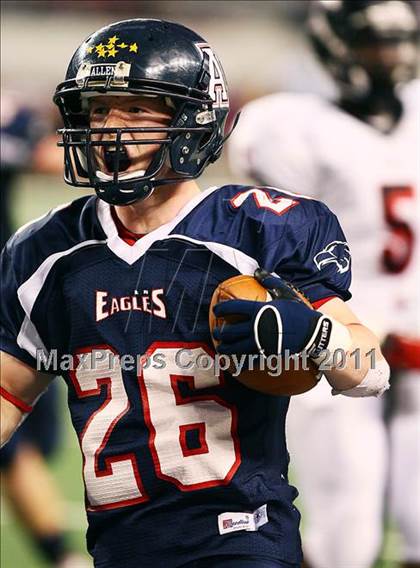 Thumbnail 1 in Allen vs. Trinity (5A Division 1 Region 1 Area Playoffs) photogallery.