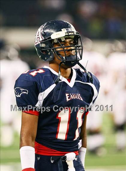 Thumbnail 3 in Allen vs. Trinity (5A Division 1 Region 1 Area Playoffs) photogallery.