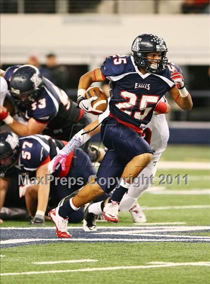Thumbnail 2 in Allen vs. Trinity (5A Division 1 Region 1 Area Playoffs) photogallery.