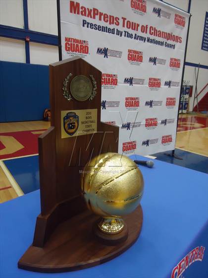 Thumbnail 3 in Madison Central TOC Ceremony photogallery.