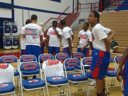 Thumbnail 3 in Madison Central TOC Ceremony photogallery.