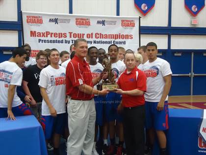 Thumbnail 3 in Madison Central TOC Ceremony photogallery.