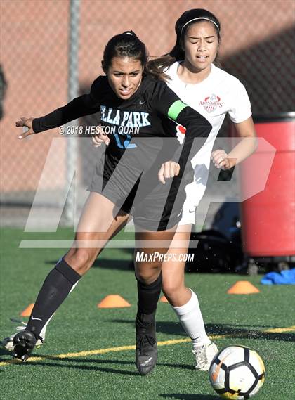 Thumbnail 3 in Villa Park @ Mater Dei (Mater Dei Premier Invitational) photogallery.