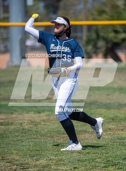 Thumbnail 3 in Ramona vs. San Dieguito Academy photogallery.