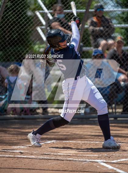 Thumbnail 2 in Ramona vs. San Dieguito Academy photogallery.