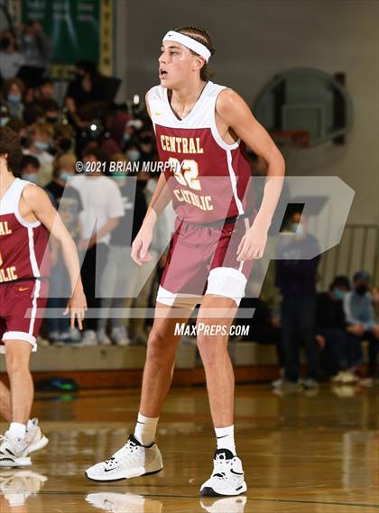 Thumbnail 2 in Central Catholic @ Jesuit photogallery.