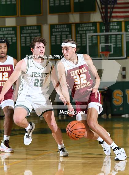 Thumbnail 1 in Central Catholic @ Jesuit photogallery.