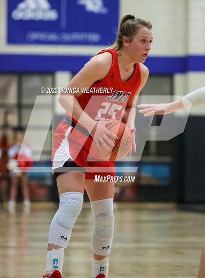 Thumbnail 3 in Jim Ned vs. Holliday (UIL 3A Area Playoff) photogallery.
