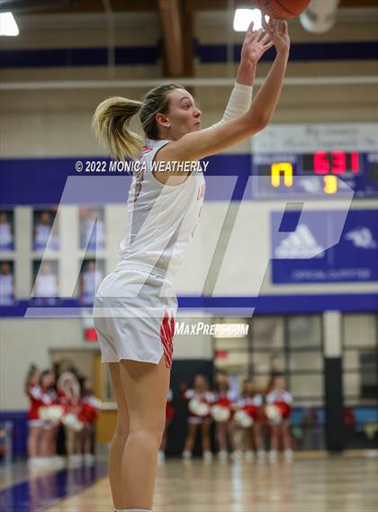Thumbnail 3 in Jim Ned vs. Holliday (UIL 3A Area Playoff) photogallery.