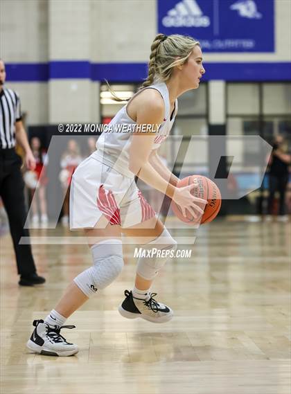 Thumbnail 2 in Jim Ned vs. Holliday (UIL 3A Area Playoff) photogallery.
