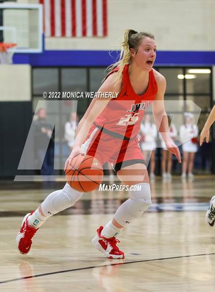 Thumbnail 2 in Jim Ned vs. Holliday (UIL 3A Area Playoff) photogallery.