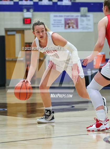 Thumbnail 2 in Jim Ned vs. Holliday (UIL 3A Area Playoff) photogallery.