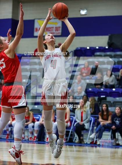 Thumbnail 3 in Jim Ned vs. Holliday (UIL 3A Area Playoff) photogallery.