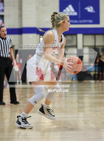 Thumbnail 1 in Jim Ned vs. Holliday (UIL 3A Area Playoff) photogallery.