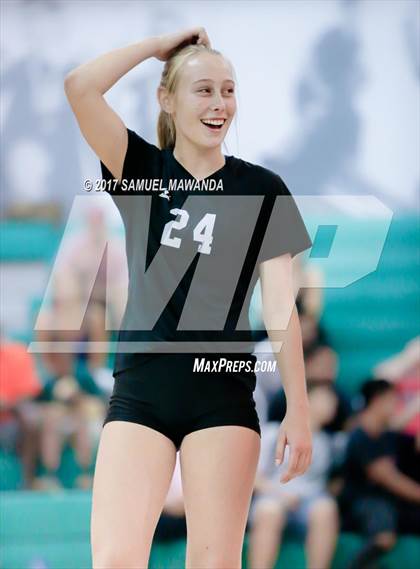 Thumbnail 3 in Van Nuys @ Granada Hills  photogallery.