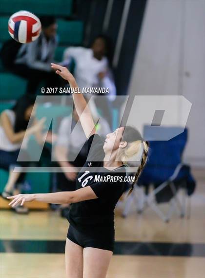 Thumbnail 2 in Van Nuys @ Granada Hills  photogallery.