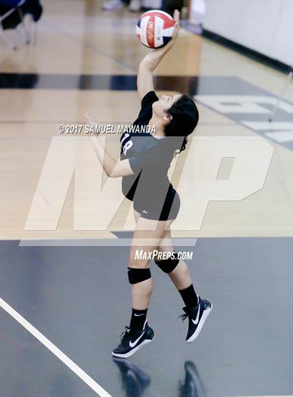 Thumbnail 2 in Van Nuys @ Granada Hills  photogallery.