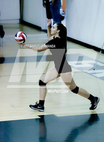Thumbnail 2 in Van Nuys @ Granada Hills  photogallery.