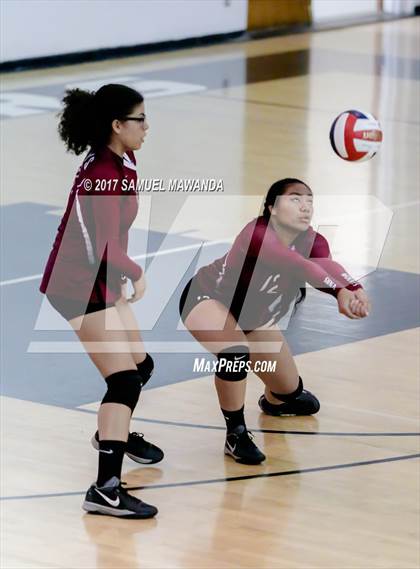 Thumbnail 1 in Van Nuys @ Granada Hills  photogallery.