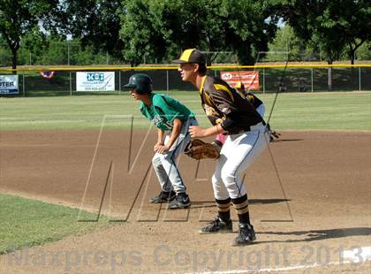 Thumbnail 2 in Tehachapi @ Golden West (CIF D3 Championship) photogallery.