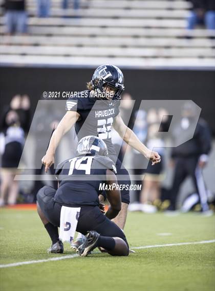Thumbnail 3 in Havelock vs. Charlotte Catholic (NCHSAA 3A Championship) photogallery.