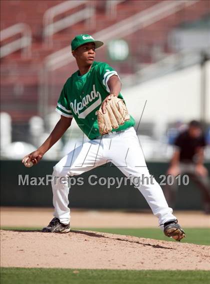 Thumbnail 2 in Upland vs. Etiwanda photogallery.