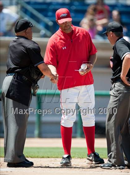 Thumbnail 2 in Upland vs. Etiwanda photogallery.