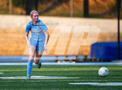 Thumbnail 1 in Robinson @ Yorktown (VHSL Class 6 State Quarterfinal) photogallery.