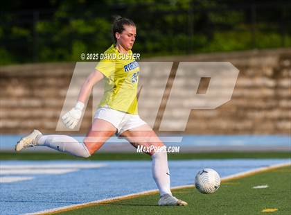 Thumbnail 2 in Robinson @ Yorktown (VHSL Class 6 State Quarterfinal) photogallery.