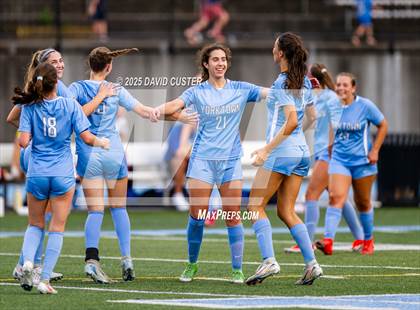 Thumbnail 3 in Robinson @ Yorktown (VHSL Class 6 State Quarterfinal) photogallery.