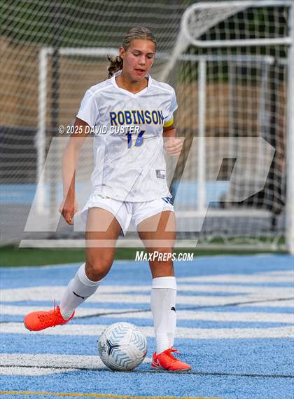 Thumbnail 2 in Robinson @ Yorktown (VHSL Class 6 State Quarterfinal) photogallery.