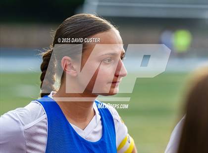 Thumbnail 3 in Robinson @ Yorktown (VHSL Class 6 State Quarterfinal) photogallery.