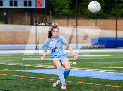 Thumbnail 2 in Robinson @ Yorktown (VHSL Class 6 State Quarterfinal) photogallery.