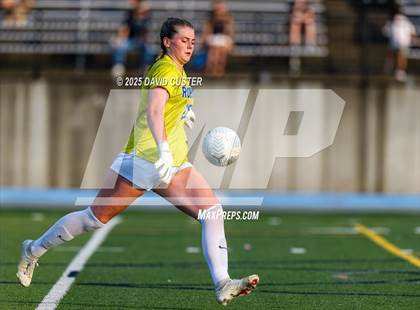 Thumbnail 2 in Robinson @ Yorktown (VHSL Class 6 State Quarterfinal) photogallery.