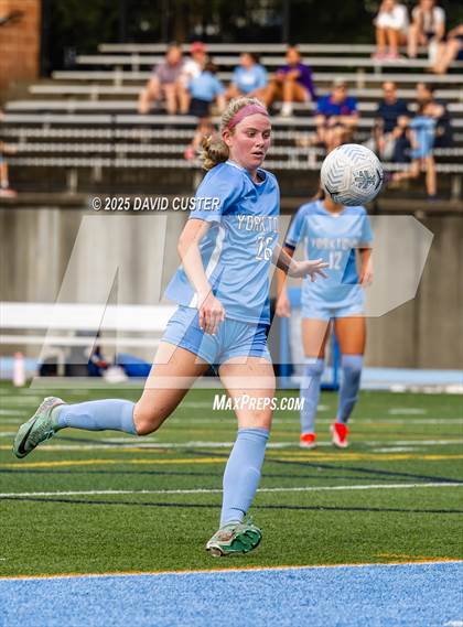 Thumbnail 1 in Robinson @ Yorktown (VHSL Class 6 State Quarterfinal) photogallery.