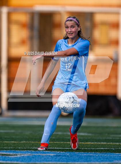 Thumbnail 2 in Robinson @ Yorktown (VHSL Class 6 State Quarterfinal) photogallery.