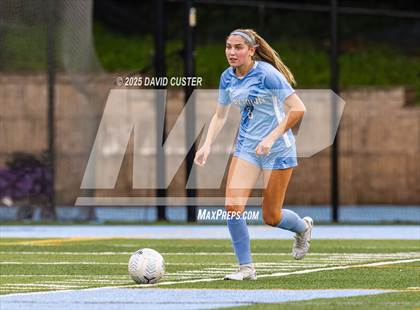 Thumbnail 1 in Robinson @ Yorktown (VHSL Class 6 State Quarterfinal) photogallery.