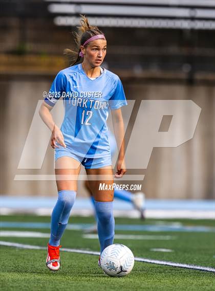 Thumbnail 3 in Robinson @ Yorktown (VHSL Class 6 State Quarterfinal) photogallery.